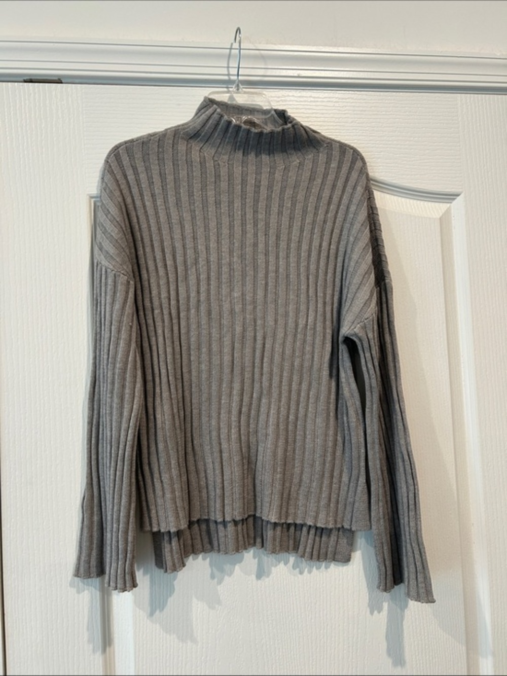 Tularosa Ribbed High Mock Neck Sweater in Gray Small